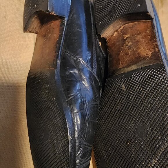 PRIOR OWNED USED FRATELLI ROSSETI BLACK LEATHER LACE SHOES, SIZE 8 main image 5